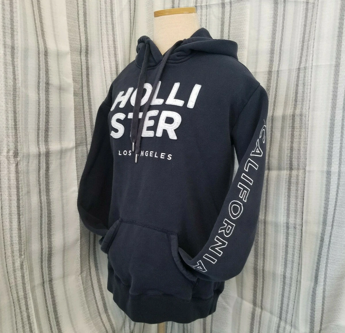 Hollister hotsell hoodie xs