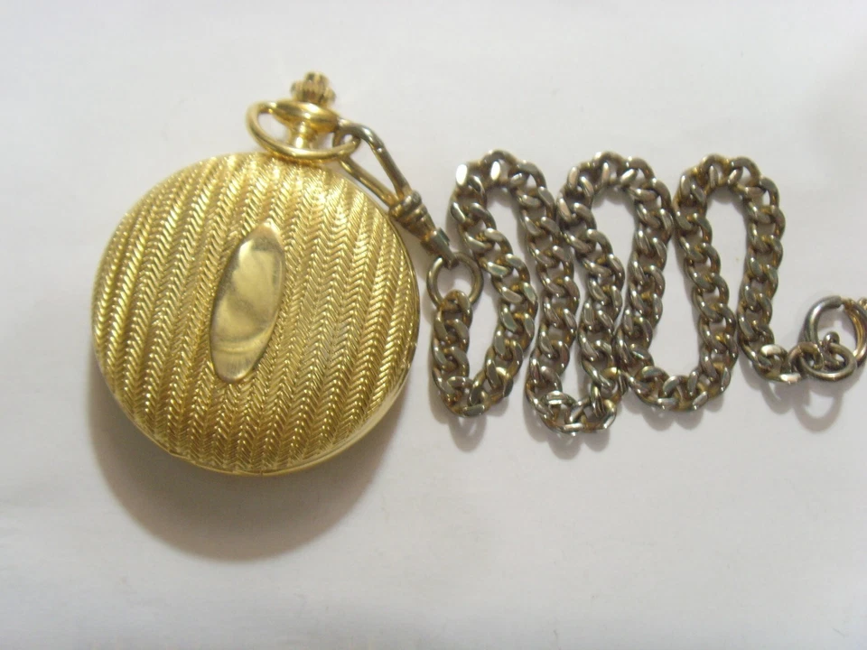 Vintage Majesti watch co golden pocket watch with FOB chain FC1190 - Image 2 of 4