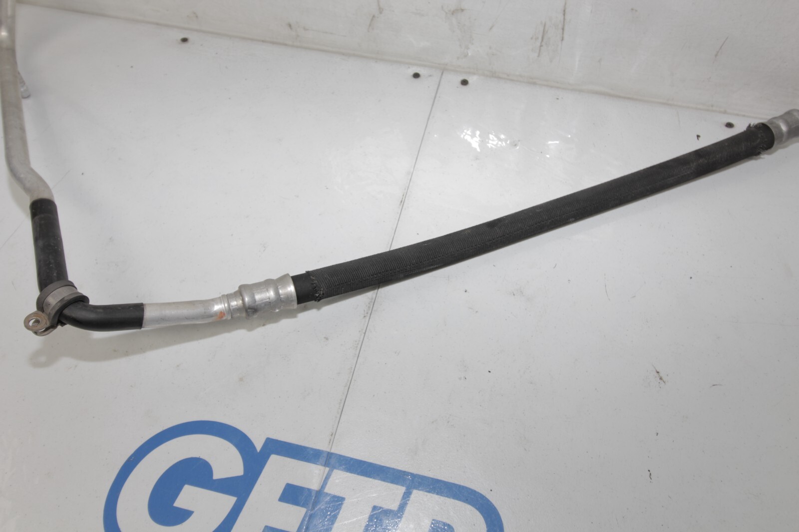 08-13 AUDI R8 4.2L V8 OEM AIR CONDITIONING REFRIGERANT SUCTION HOSE 420260708
