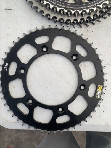 KTM used rear sprockets 48t 49t 50t 52t - Picture 7 of 11