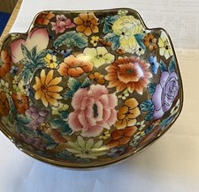 Chinese Famille Rose Porcelain Bowl,Pre-owned-Has A Chip And Faded Stamp C-pics