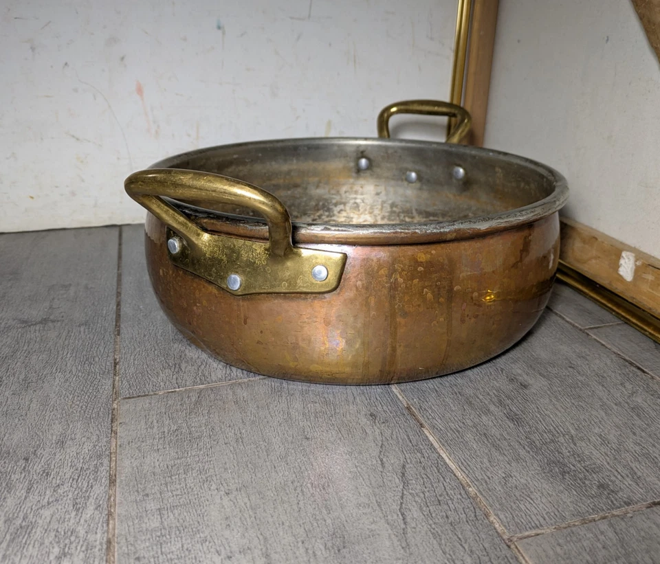 Olla de cobre martillado vintage Ruffoni Italia 11"w x 4"h Foto 4 de 4