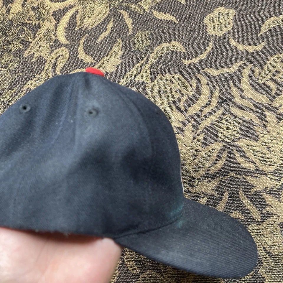 De colección Años 90 Cleveland Indians Aguja Americana Negro Snapback Sombrero MLB Foto 3 de 4