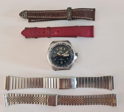 LOT SHARK UHREN UND SEIKO UND GENERIC ARMBÄNDER