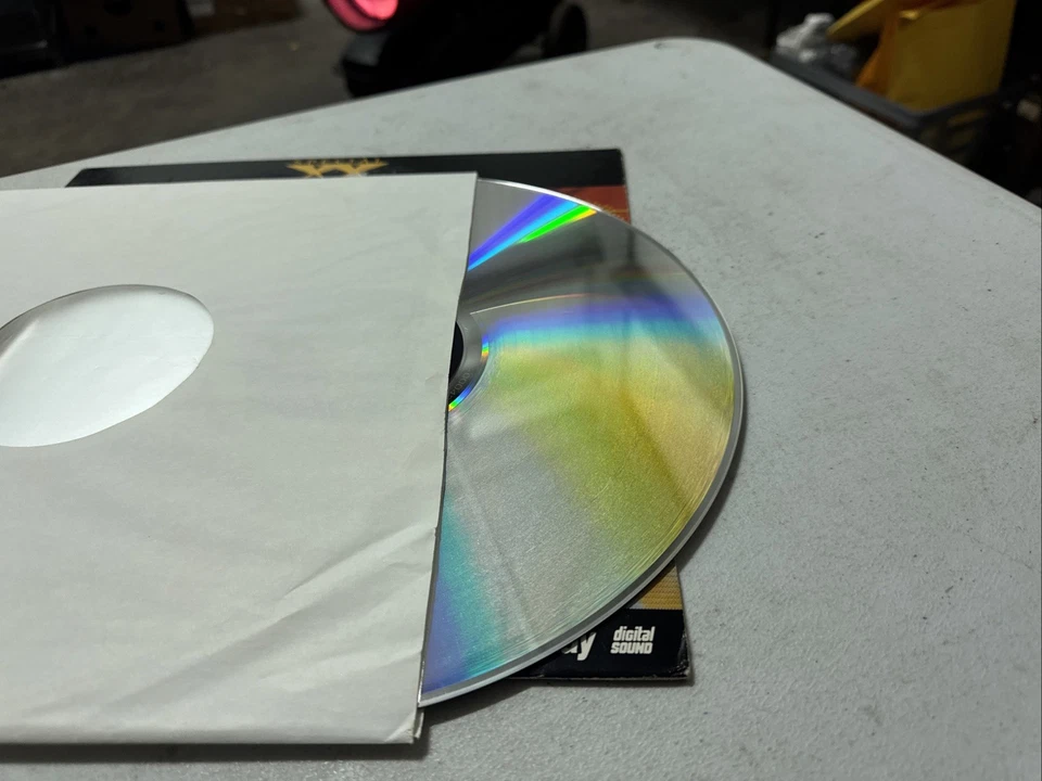 Predator - Laserdisc - Special Widescreen Edition - Arnold Schwarzenegger - Image 3 of 3