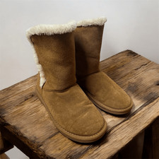 Minnetonka Suede Shearling Boots in Chestnut 85711 Size 8