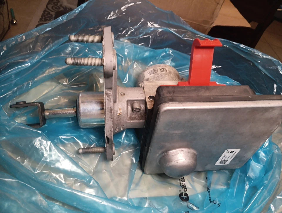 84488682 通用 | 正品通用® 制动主缸组件 适用于雪佛兰、吉姆西 — 第 2/4 张图片