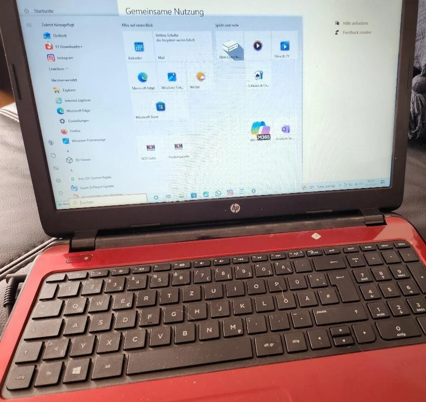 HP Model 15-g024ng Windows 10,Laptop Rot Hochglanz, läuft noch, mehr für Bastler - Bild 4 von 4