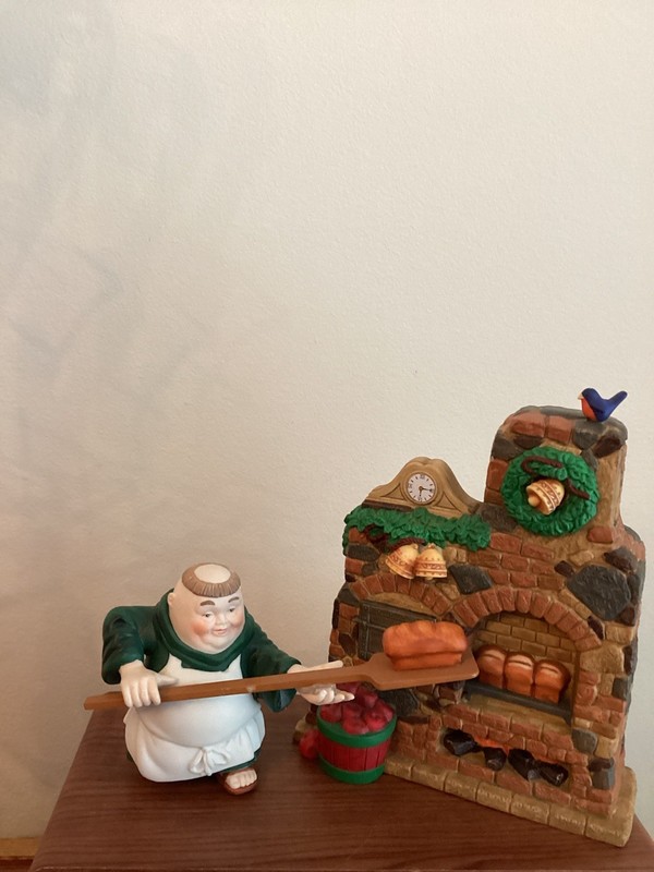 MerryMakers Otto the Oven man at his Oven