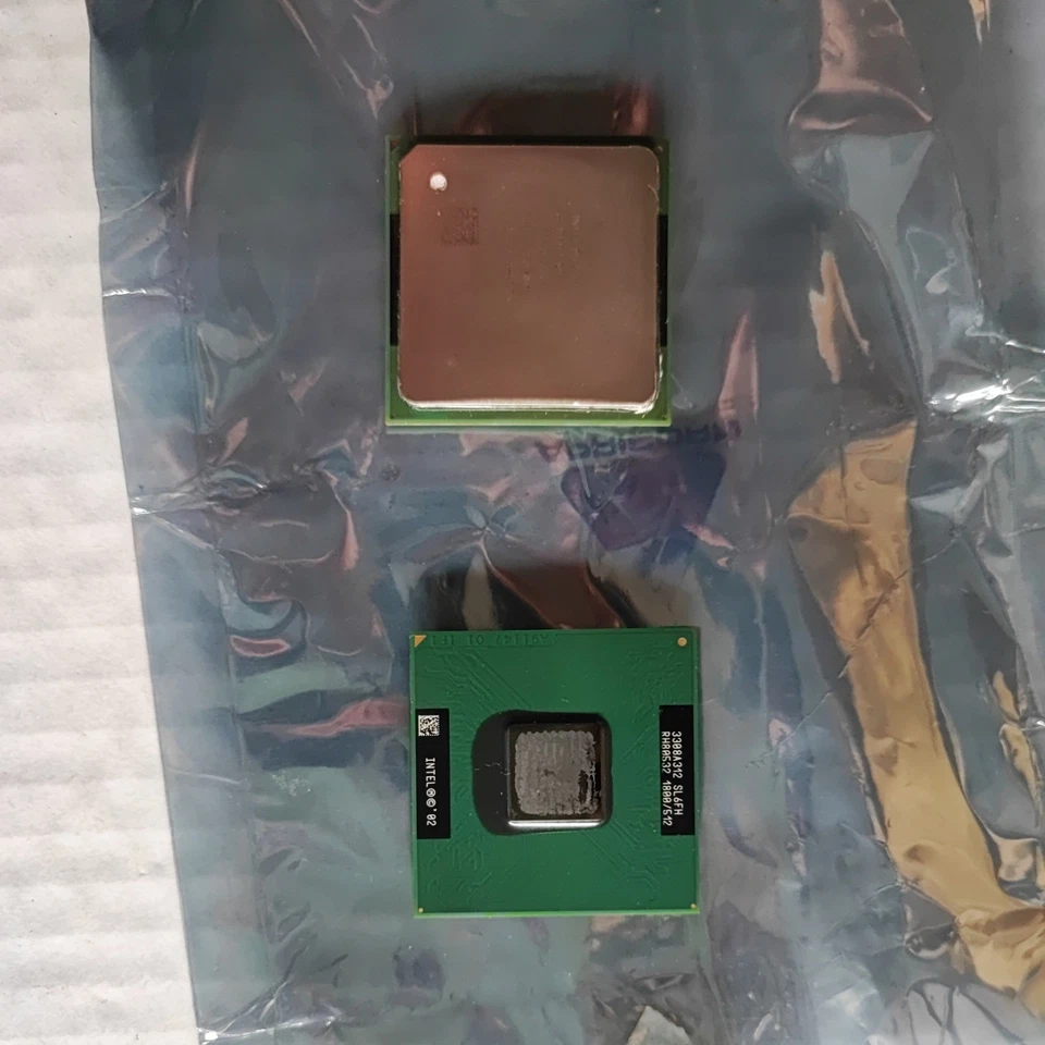 SL6FH - Intel Pentium 4 1.8GHz, SL6FG P4 1.7GHz and SL653 Pentium 4 2.66Ghz CPU - Image 3 of 4