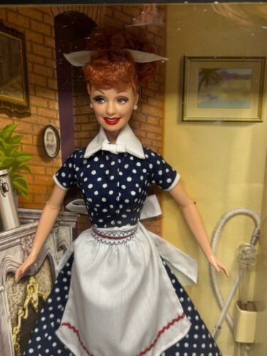 2004 Mattel I Love Lucy Episode 45 Sales Resistance Collectors Edition NIB - Picture 2 of 4