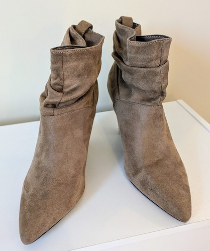 Liliana Ankle Booties Tan Suede Women's Size 8.5 - Picture 9 of 9