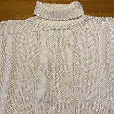 Women’s White Turtleneck Sweater 100% Acrylic Made In USA Boxy