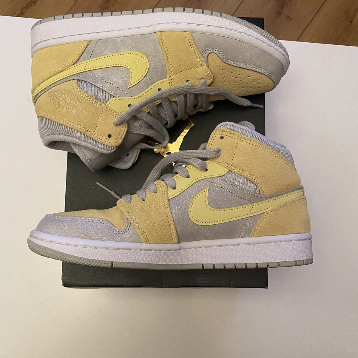 Jordan 1 Mid Mixed Textures Yellow - Grey Fog/Lemon - UK6/EU40/US7 | eBay