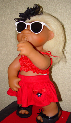 Troll Doll 17 " Dam Thumb Sucker Cream Mohair Outfit Fully Jointed Model 806