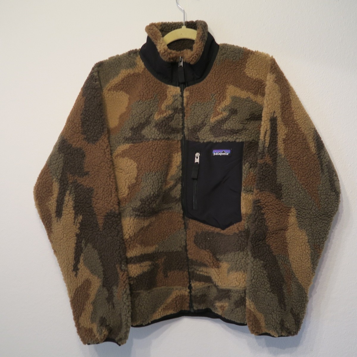 Patagonia Classic Retro-X Jacket Deep Pile Fleece Camo Brown Green