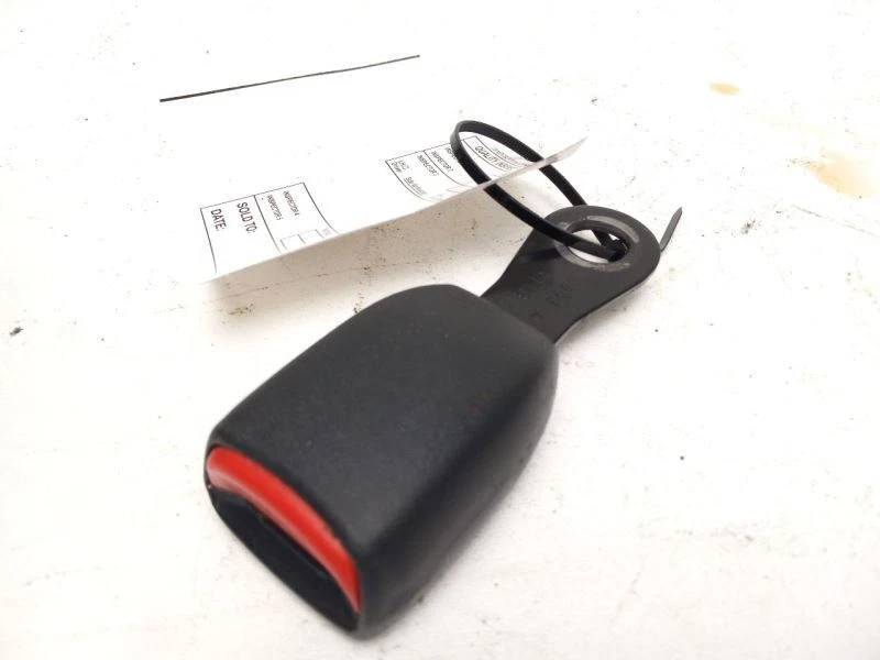 Hebilla de cinturón de seguridad delantero derecho MITSUBISHI OUTLANDER 2007-2010 Foto 3 de 4