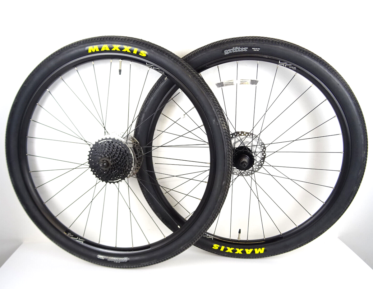 Bicycle Wheel 29 Hybrid Tires Llanta Bontrager Connection 29