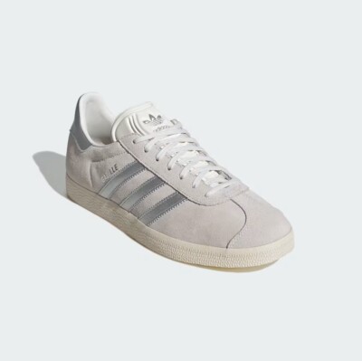New Adidas Gazelle Shoes - Cloud White/ Silver Metallic