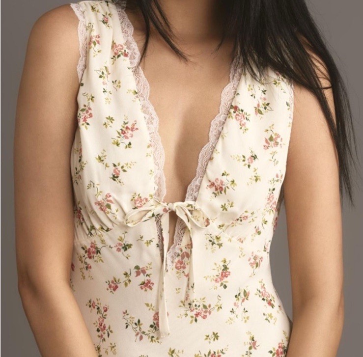 Women’s Reformation Cream Floral Lace Sharla midi dress size large