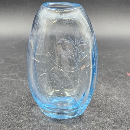 Hand Blown Blue Tint Glass Vase Etched Floral Scandinavian Swedish Oval 6.75″ - Picture 6 of 12