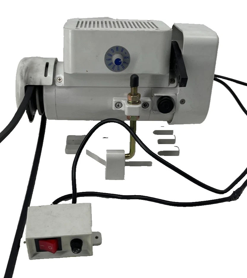 Caja de control de velocidad servomotor de máquina de coser industrial  Foto 2 de 4