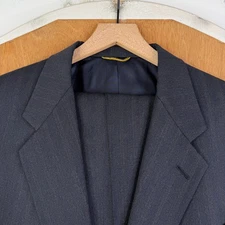 VTG Hart Schaffner Marx Suit Mens 40R Gray Pinstripe 2 Button Gold Trumpeter