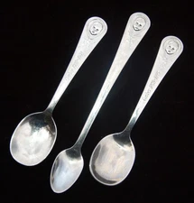 Oneida Stainless GERBER BABY ~ 3 Youth Sized Feeding SPOONS ~ 1993 Engraved ~VGC