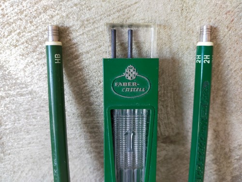 Vintage Faber Castell 9400 - Picture 4 of 7