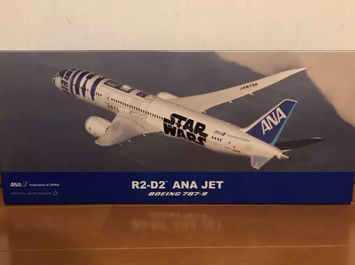 STAR WARS ANA JETS R2-D2 BOEING 787-9 Brand New 1:200 Scale Model 