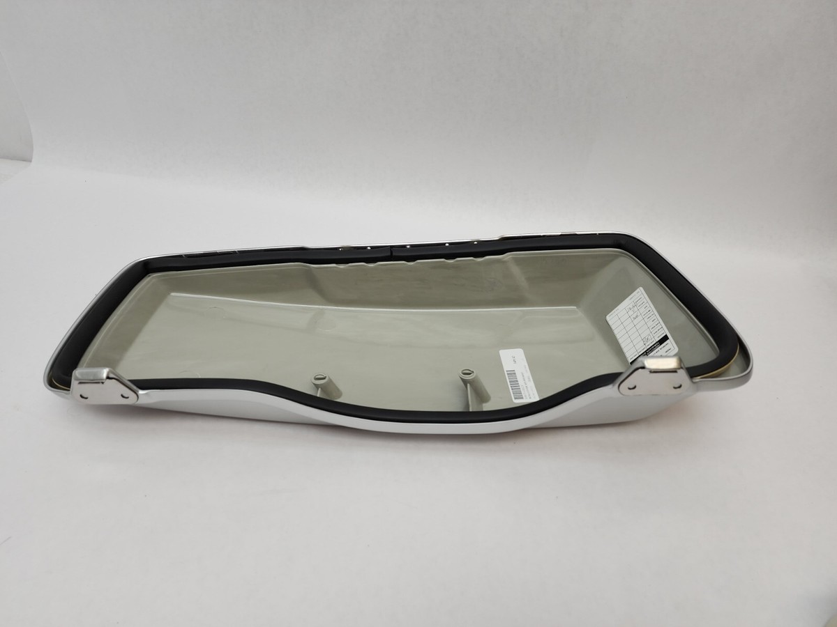motley550928様のみの品 Harley Touring 100th Anniversary Silver Right Saddlebag Top
