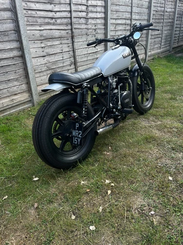 yamaha custom street scrambler xs400, cafe racer, brat