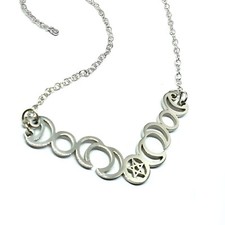 Pendentif triple lune en forme de V en acier pentagramme lune collier phase b...
