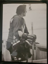 1972 SUMMIT SERIES TEAM CANADA 72 VS SWEDEN NHL HOCKEY PHOTO SWEDISH RUSSIAN 