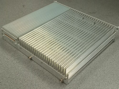 EX ANALOGUE TV AMP A8180 100W 3 stage AMP 430 - 860MHz on a LARGE HEAT SINK - Zdjęcie 4 z 12