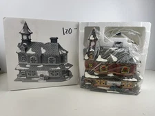 Dept 56 - Village Station - Snow Village - 54380 - Beautiful Condition With Box