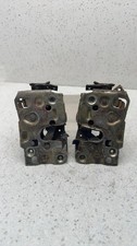 1992-2000 Chevy Pickup 2500 Front Door Latch Left Right 2pcs