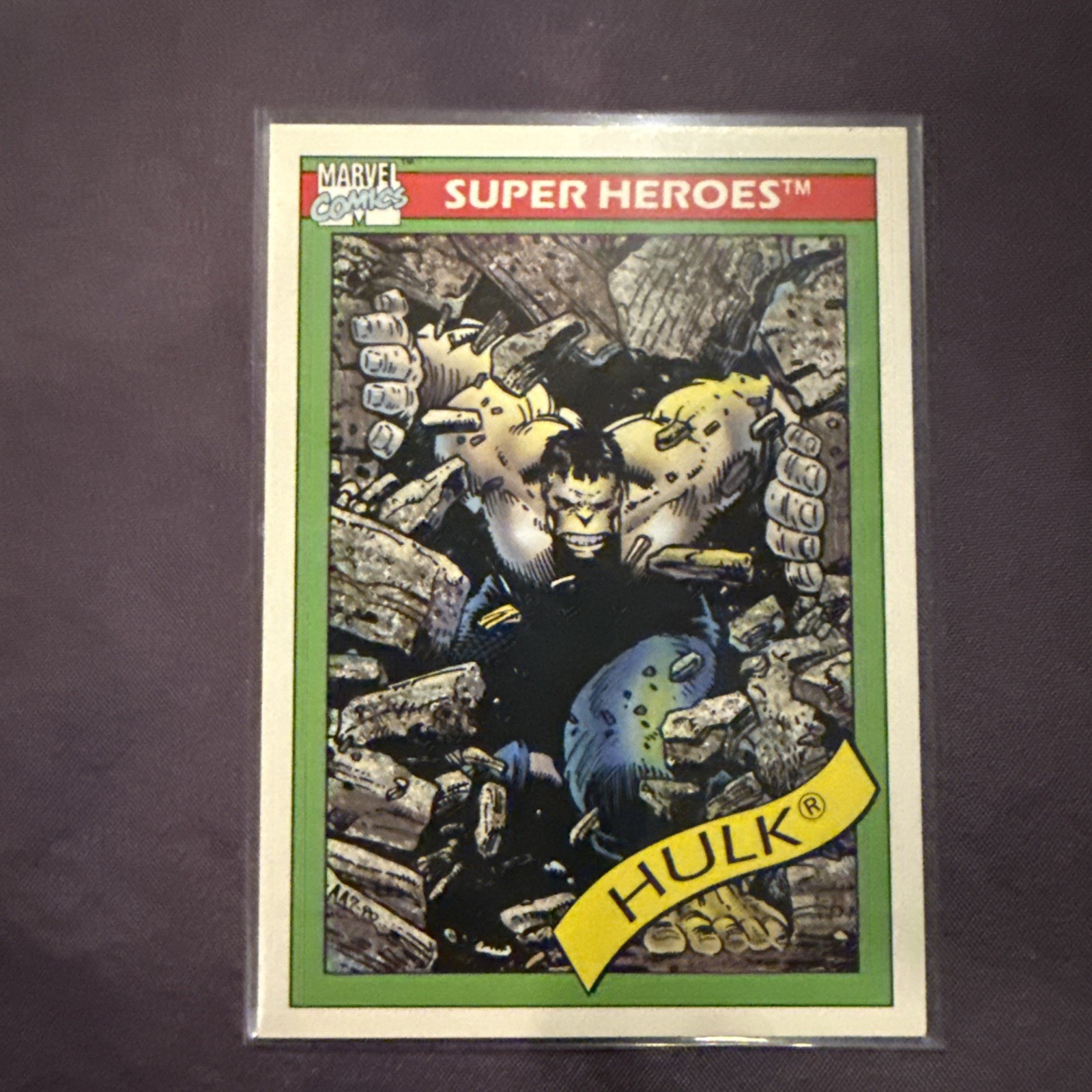 1990 Impel Marvel Universe #17 Hulk (gray) Free Shipping