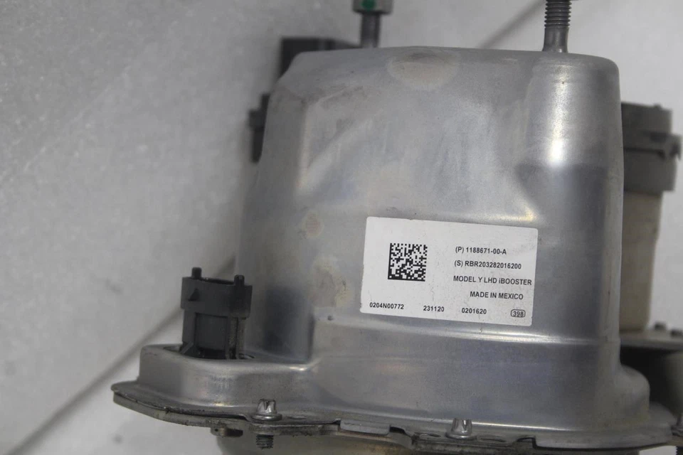 2020 2021 2022 2023 2024 TESLA MODEL Y POWER BRAKE BOOSTER 1188671-00-A - Image 4 of 4