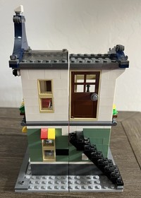 LEGO Creator Toy & Grocery Shop 30136 & Corner Deli 31050 - Incomplete