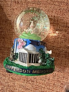 Washington DC White House Snow Dome Globe Lincoln Monument Souvenir Cute!