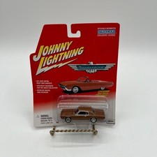Johnny Lightning Ford Thunderbird 1967 Hardtop