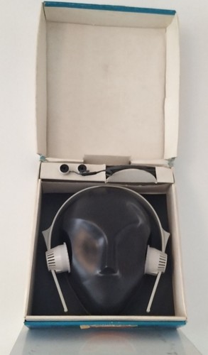 Sennheiser HD 414..Headphones..Original box. Immaculate Condition..Rare Edition. - Picture 2 of 16