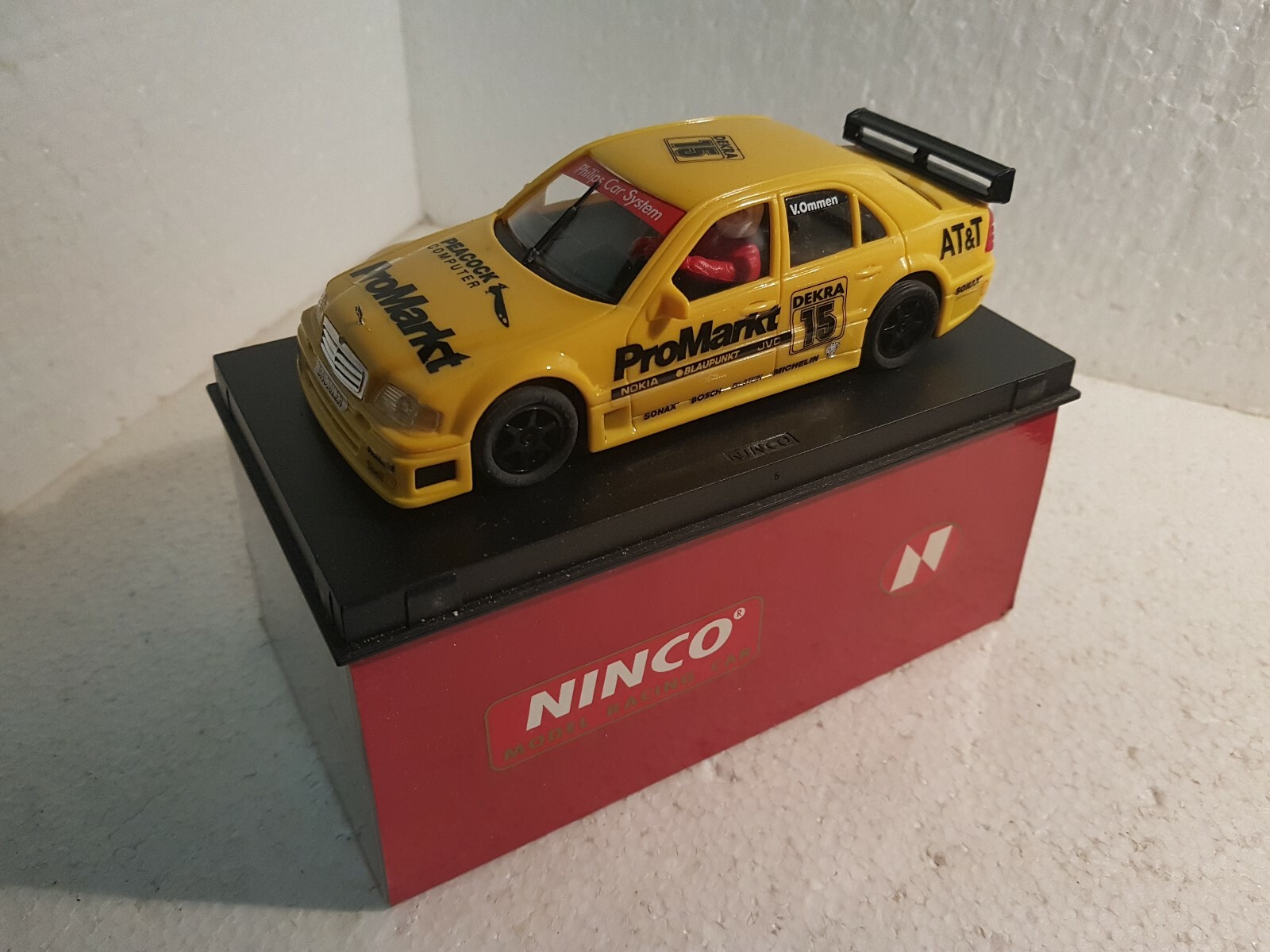 Picture 1 of 1