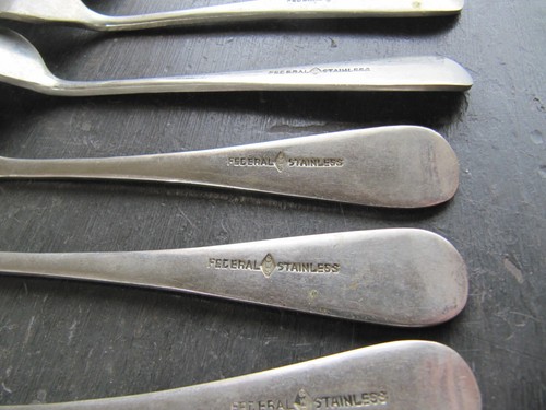 Vintage Federal Stainless Steel Cutlery Job Lot of Forks and Spoons - Picture 5 of 8