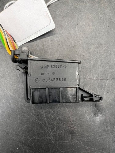97-04 Mercedes Benz SLK230 OEM Light Switch Fuse Pigtail Wire Harness 2105455628 - Picture 2 of 7
