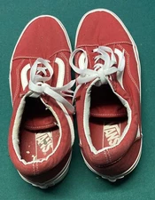 Vans Old Skool Mens Shoes Size 11.5 Color Red Super Clean & In Great Condition!