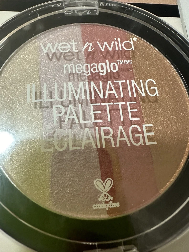 Wet & Wild - Illuminating Palette Catwalk Pink - Image 3 of 3