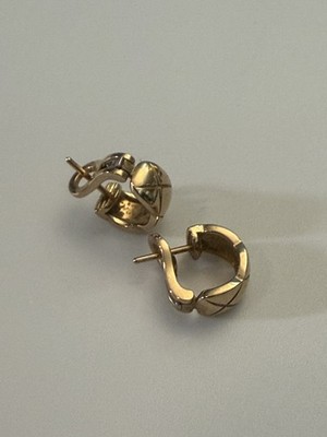 Authentic CHANEL Coco Crush Earrings Quilted Motif, 18k 750  Beige Gold