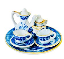 Vintage Miniature Blue Willow Tea Set   9-Piece Porcelain Tea Service with Gold